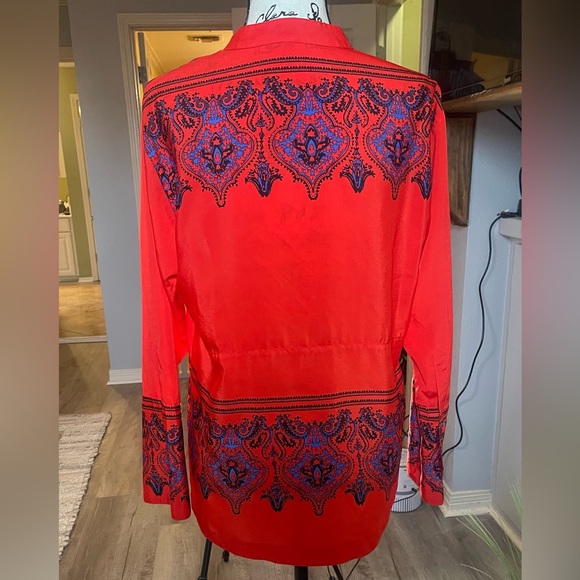 J Crew - Rich and Elegant long sleeve Blouse  with exquisite designs throughout. - Picture 2 of 10